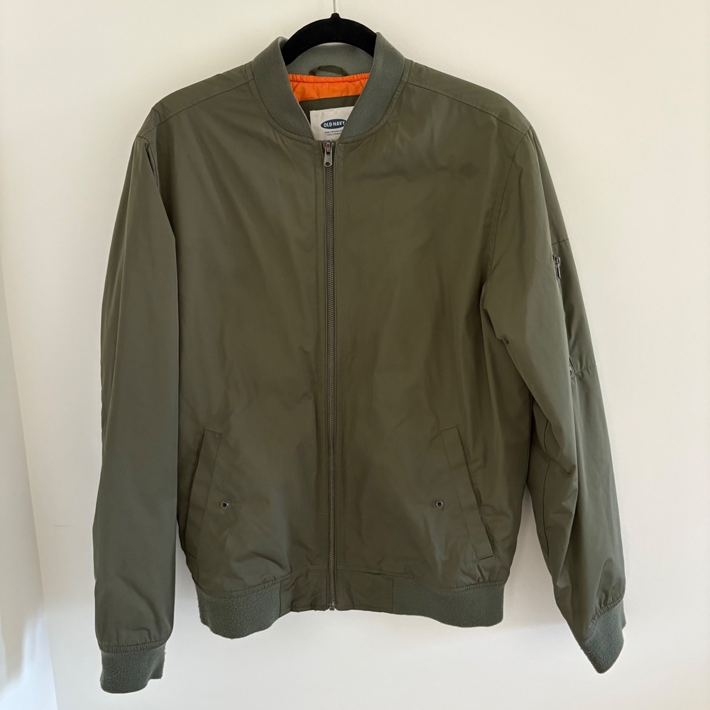 Old Navy Men's Olive Green Bomber Jacket Size Medium Quilted Orange Lining Zip